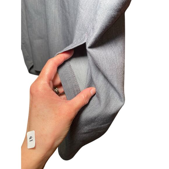 FIGS Women XXL Rafaela Oversized Scrub Top Graphite Grey V-Neck Collared Neck - Picture 9 of 17